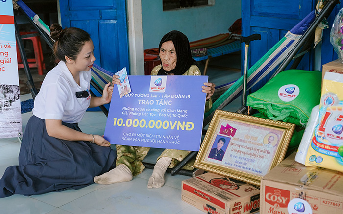 Biểu tượng phong bì, tượng trưng cho liên hệ qua email với shbet1